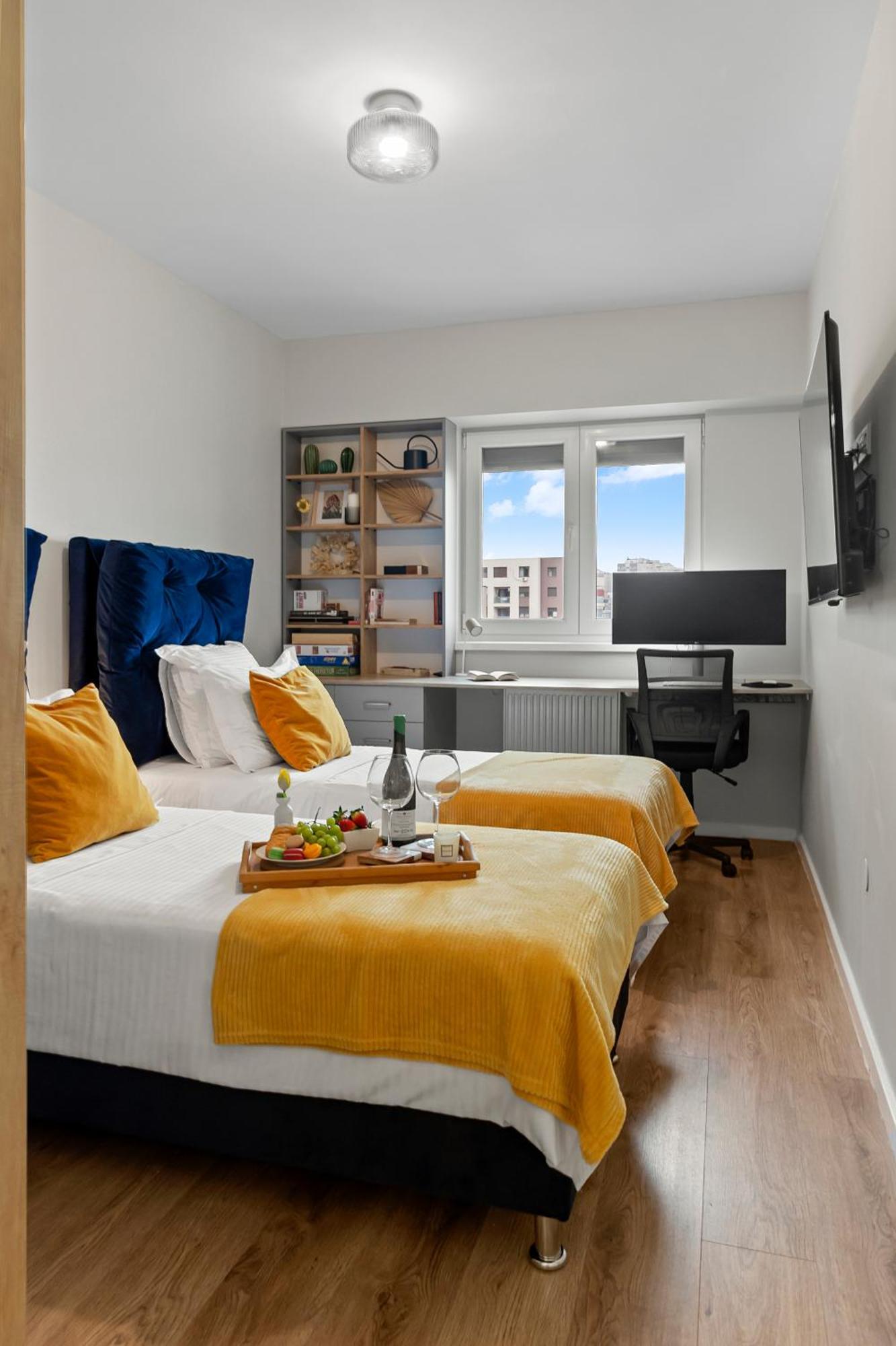 Mido Park Apartment With Private Parking & Self Check-In Bucarest Extérieur photo
