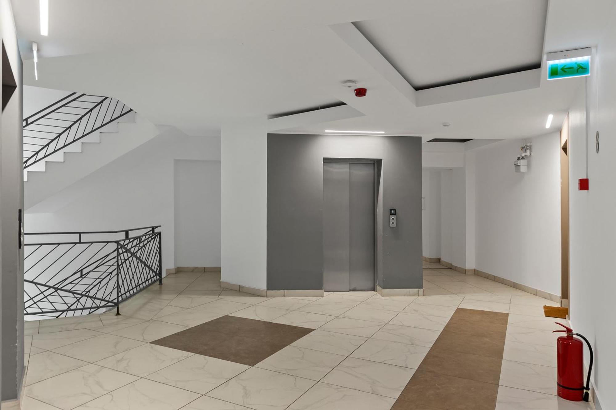 Mido Park Apartment With Private Parking & Self Check-In Bucarest Extérieur photo