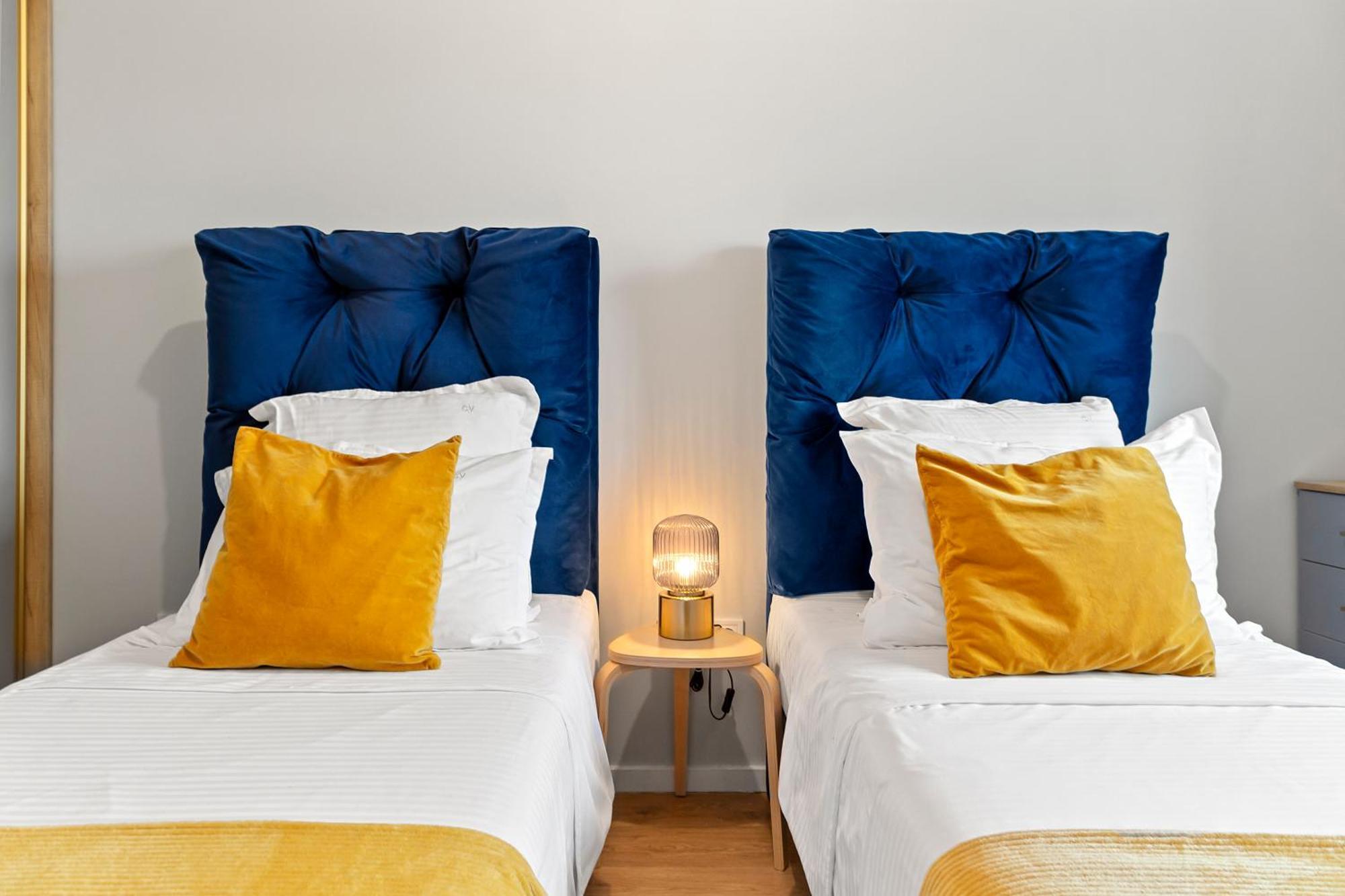 Mido Park Apartment With Private Parking & Self Check-In Bucarest Extérieur photo